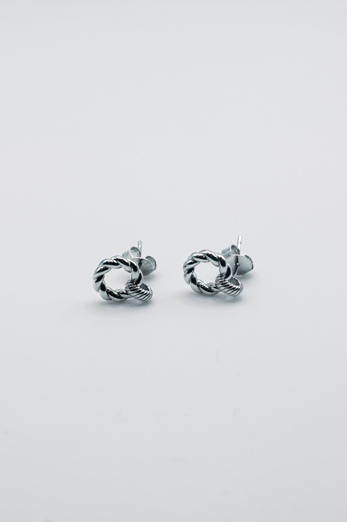925 Sterling Silver Modern Knot Studs
