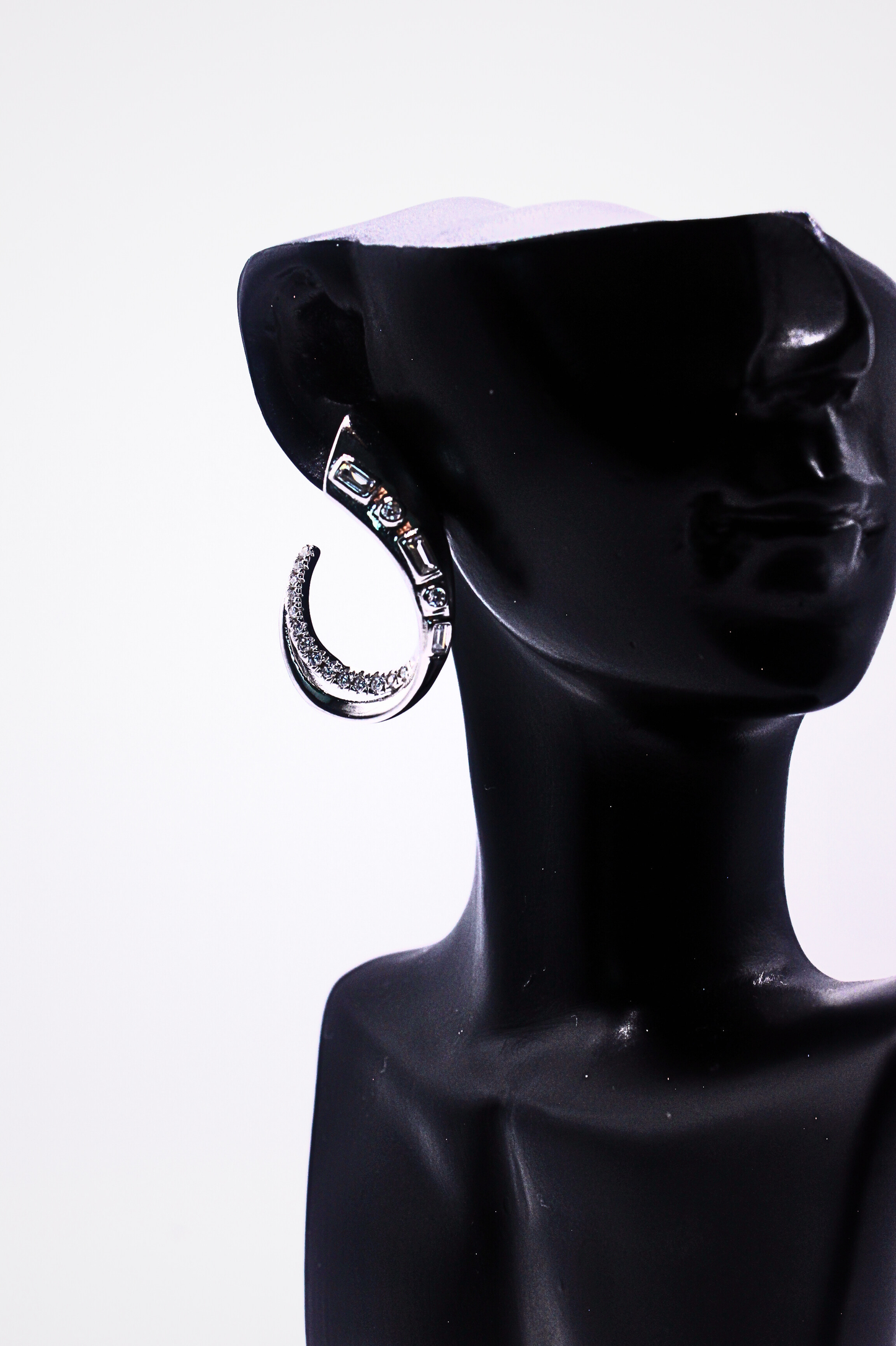 925 Sterling Silver Modern Barrel Glow Stud Earrings