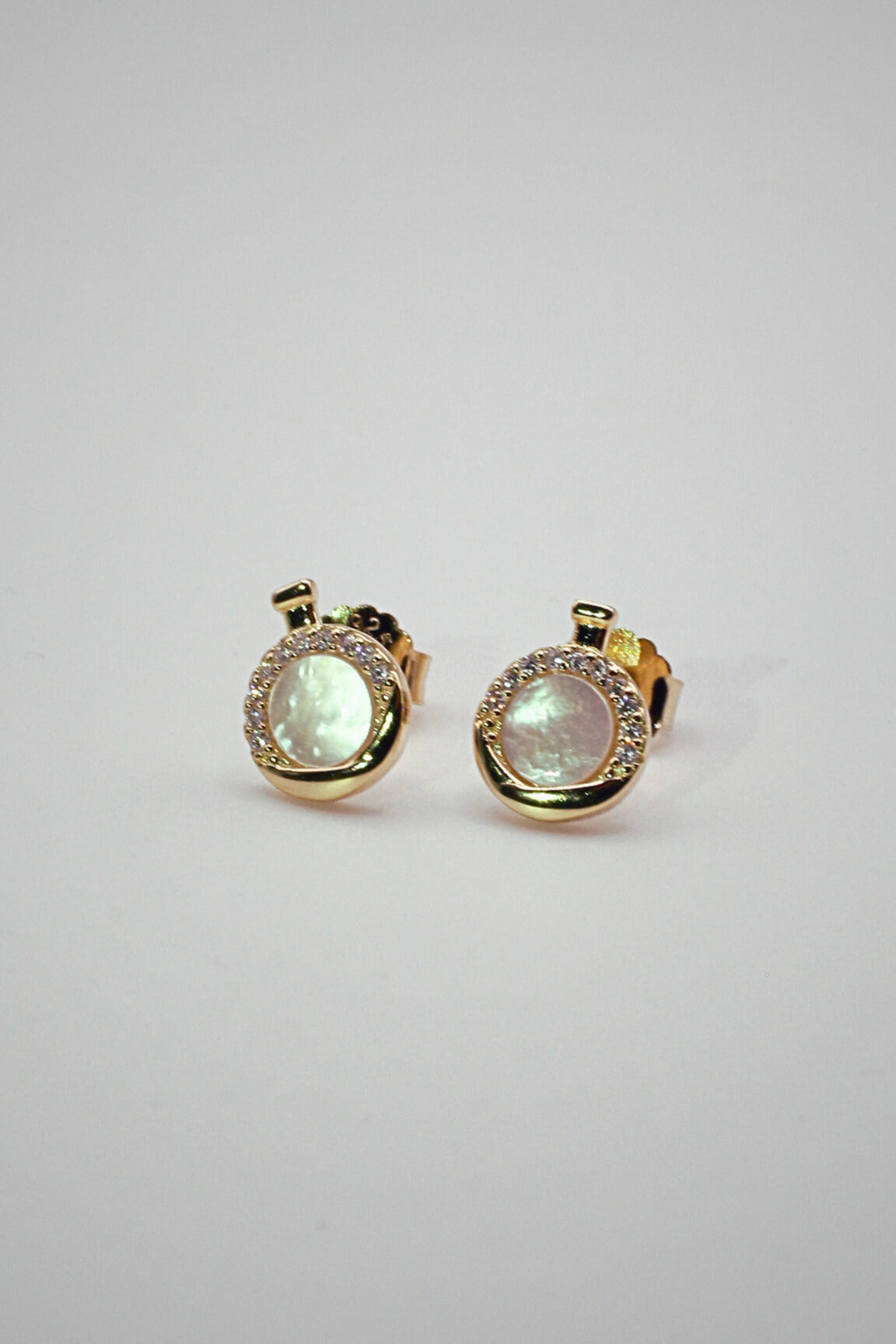 925 Sterling Silver Authentic Mother-of-Pearl Modern Studs